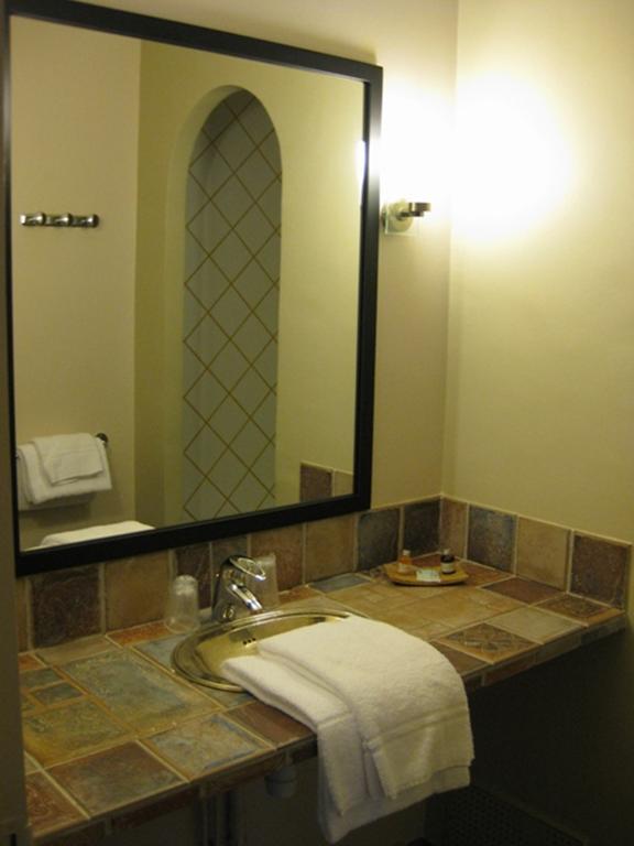 Hotel De La Gare Aix-les-Bains Room photo